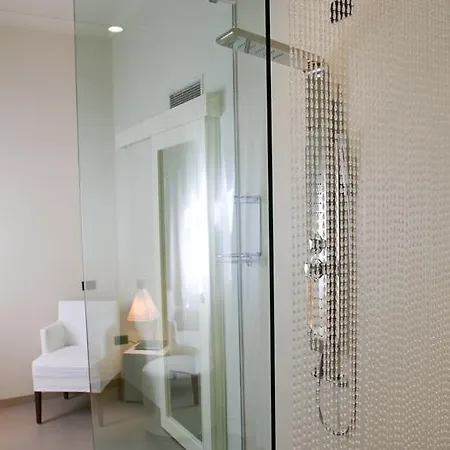 Martini Hotel 4*