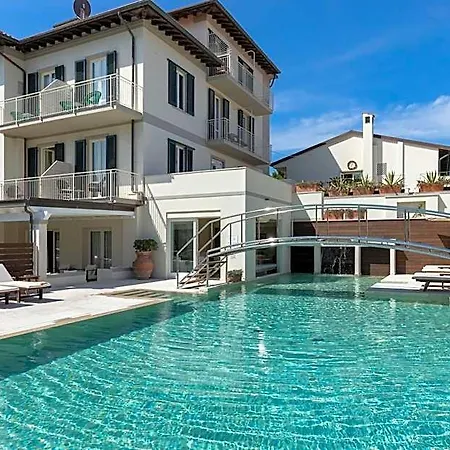 Hotel Martini 4*