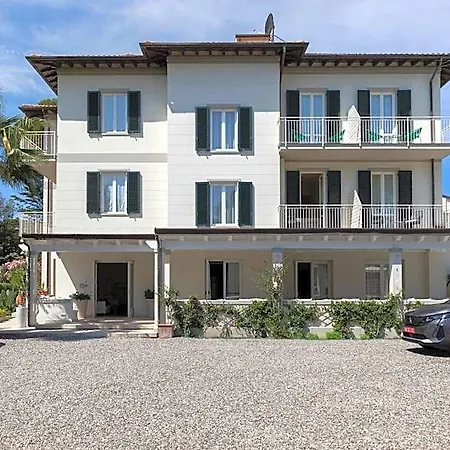 Martini 4* Castiglioncello