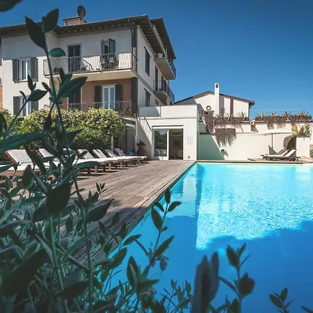 Martini 4* Castiglioncello
